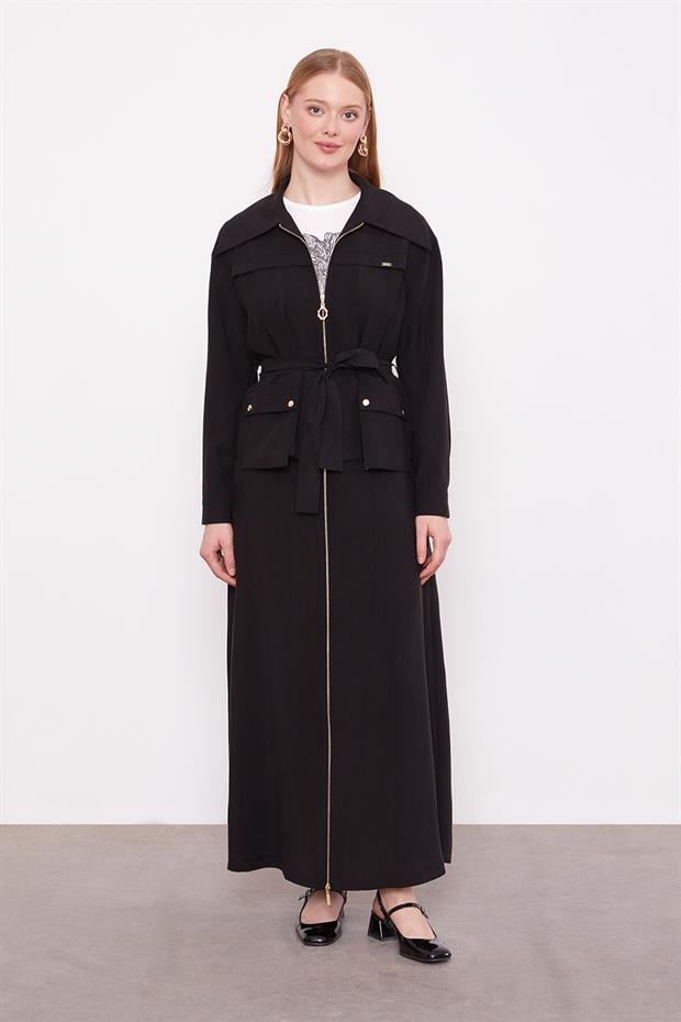 Siyah Kuşak Detaylı Etek Takım