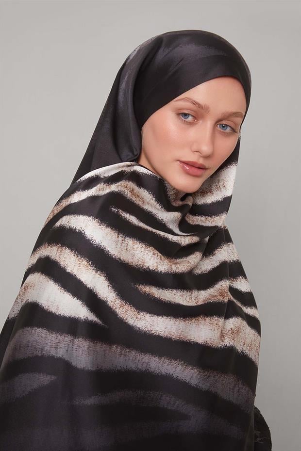 Siyah Leopar Desen Twill Şal