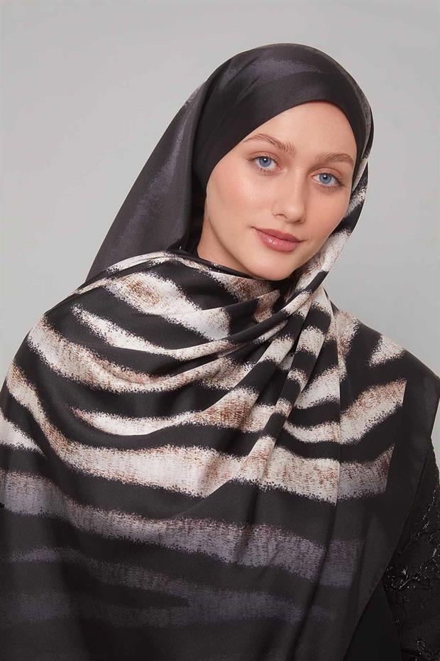Siyah Leopar Desen Twill Şal