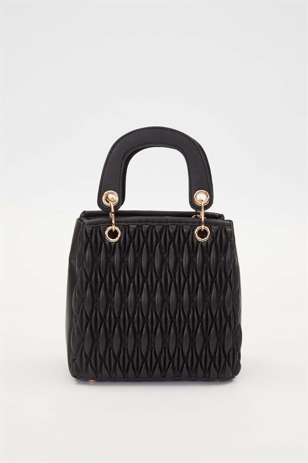 Siyah Logo Detay El Çantası