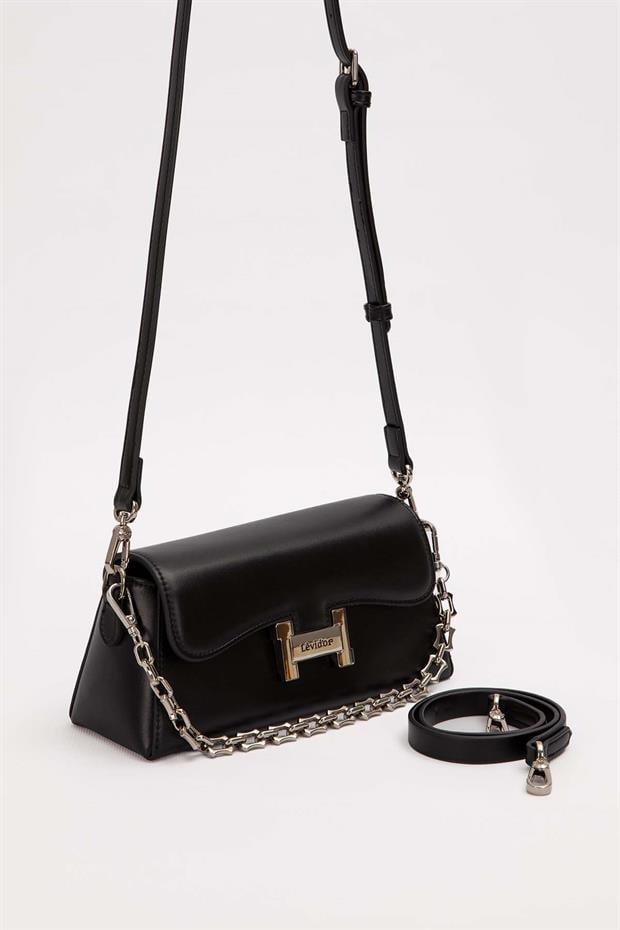 Siyah Logo Tokalı Omuz Çantası