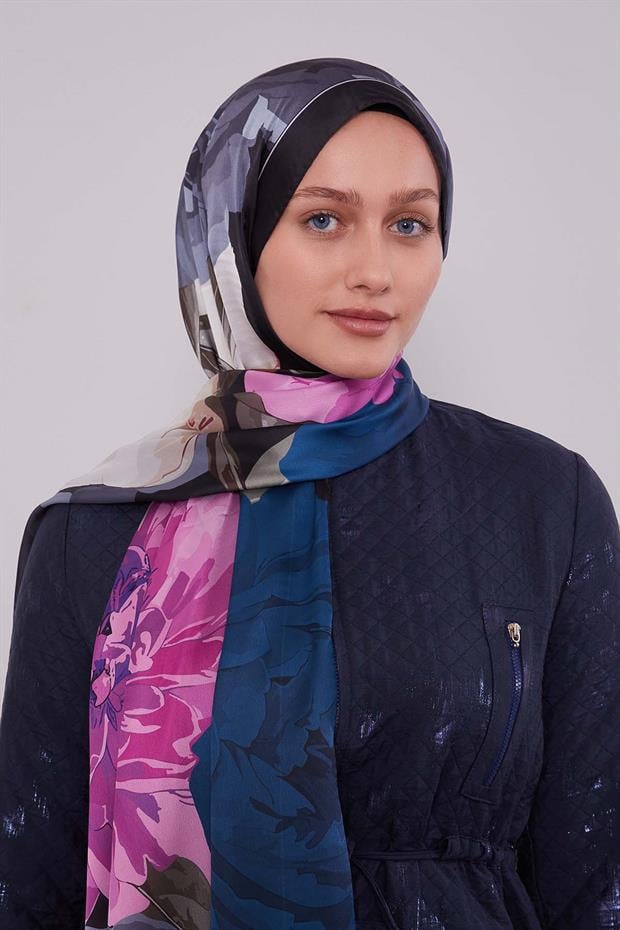 Siyah Lotus Desen Hint İpeği Şal