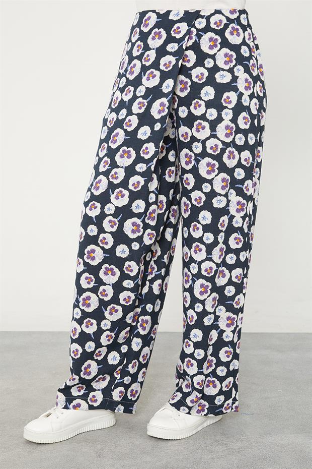 Siyah Menekşe Desenli Alt- Üst Takım