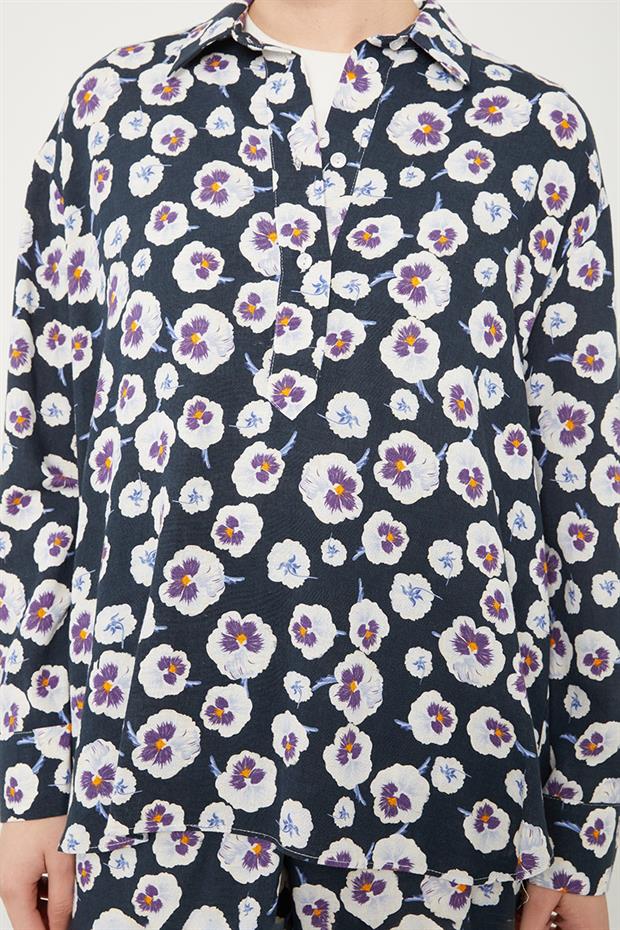 Siyah Menekşe Desenli Alt- Üst Takım