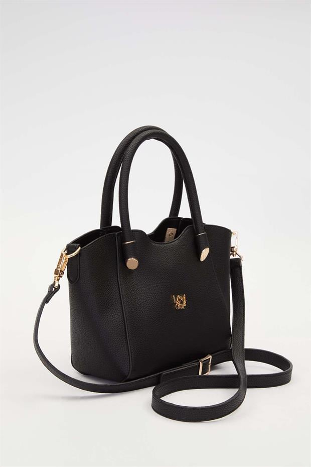 Siyah Metal Aksesuarlı El Çanta
