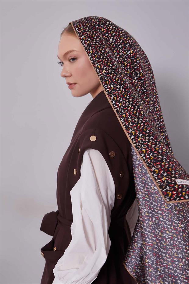 Siyah Mini Yazı Detay Twill İpek Eşarp