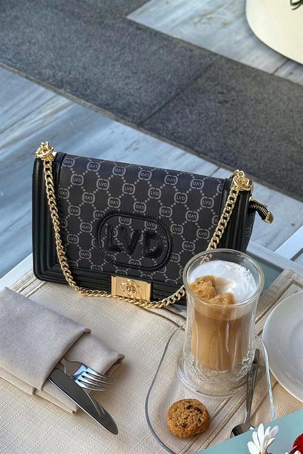 Siyah Nakış İşlemeli Omuz Çantası