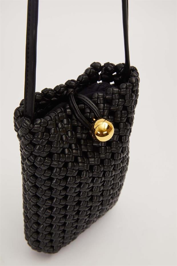 Siyah Örgü Model Gold Tokalı Omuz Çantası