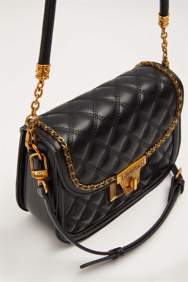 Siyah Oval Görünümlü Logoluı El Çantası