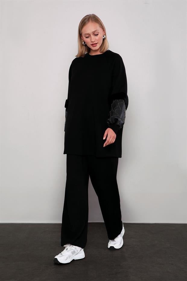 Siyah Peluş Kol Detaylı Spor Takım