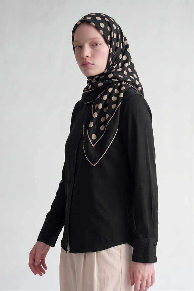 Siyah Puantiyeli Twill İpek Eşarp