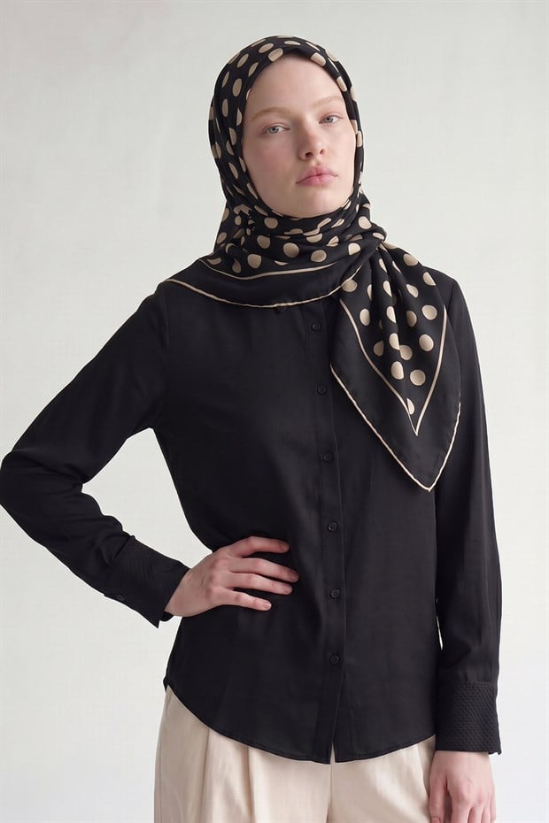 Siyah Puantiyeli Twill İpek Eşarp