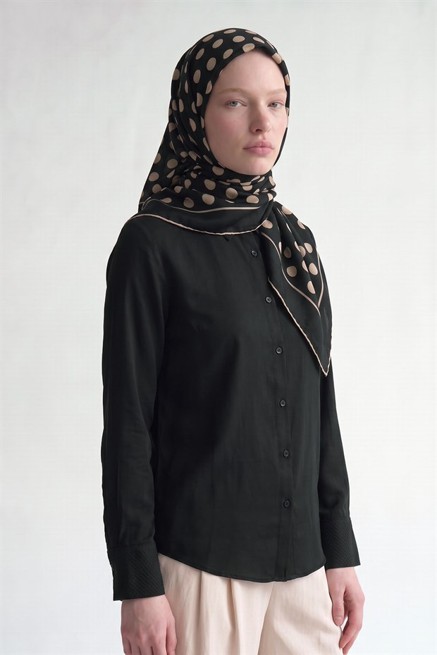 Siyah Puantiyeli Twill İpek Eşarp