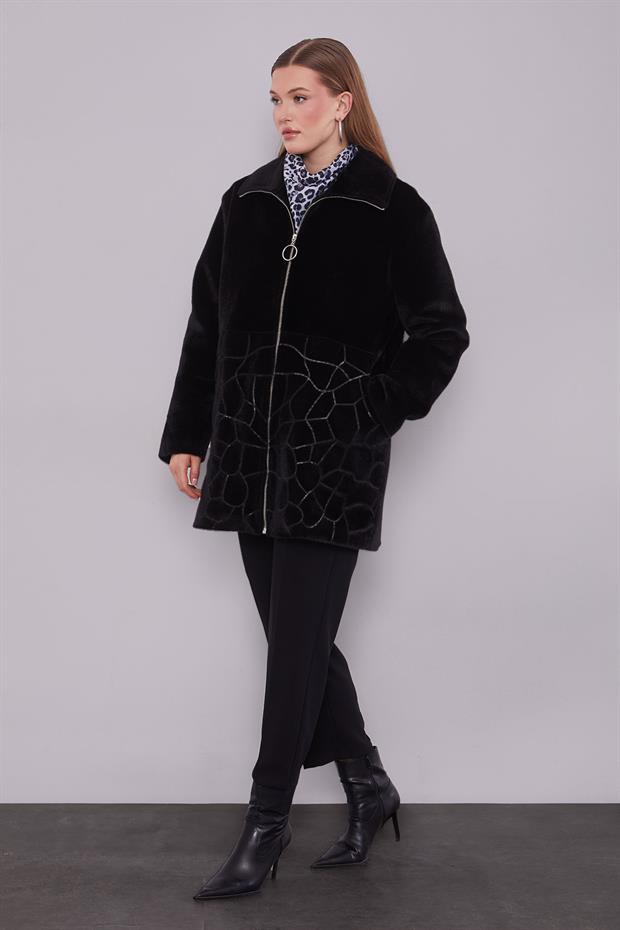 Siyah Pullu Desen Midi Kaban