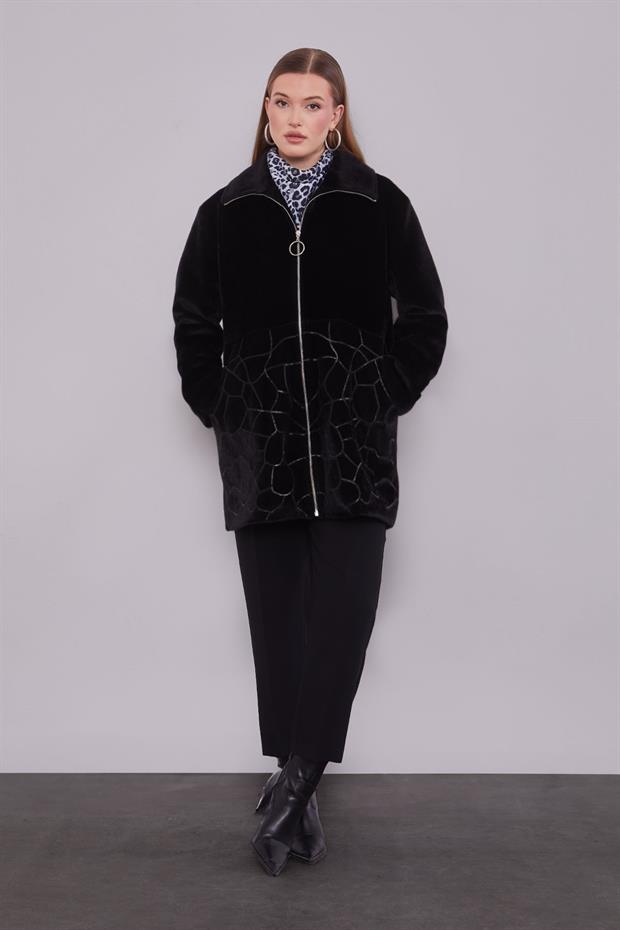 Siyah Pullu Desen Midi Kaban