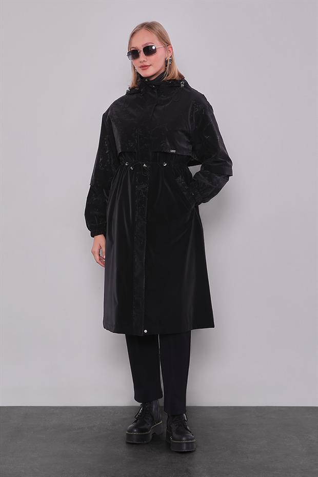 Siyah Rüzgarlık Detaylı Trençkot