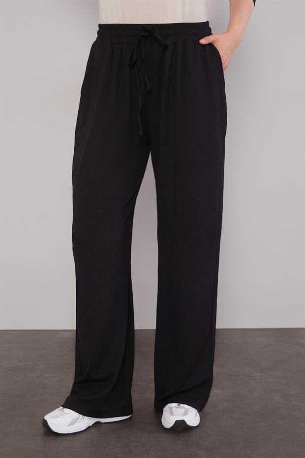 Siyah Şerit Taş Detaylı İkili Takım