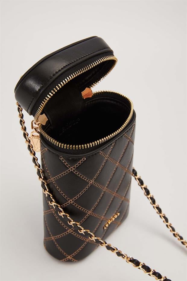 Siyah Silindir Form Kapitone Omuz Çantası