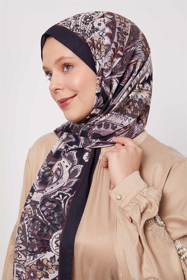 Siyah Soyut Çiçek Desen Love Şal