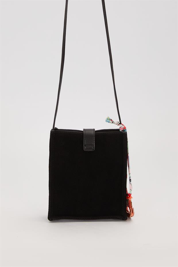 Siyah Süet Uzun Askılı Omuz Çantası