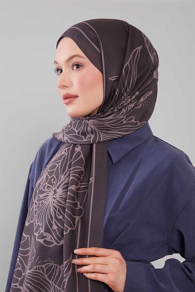 Siyah Sümbül Çiçek Desen Yün İpek Şal