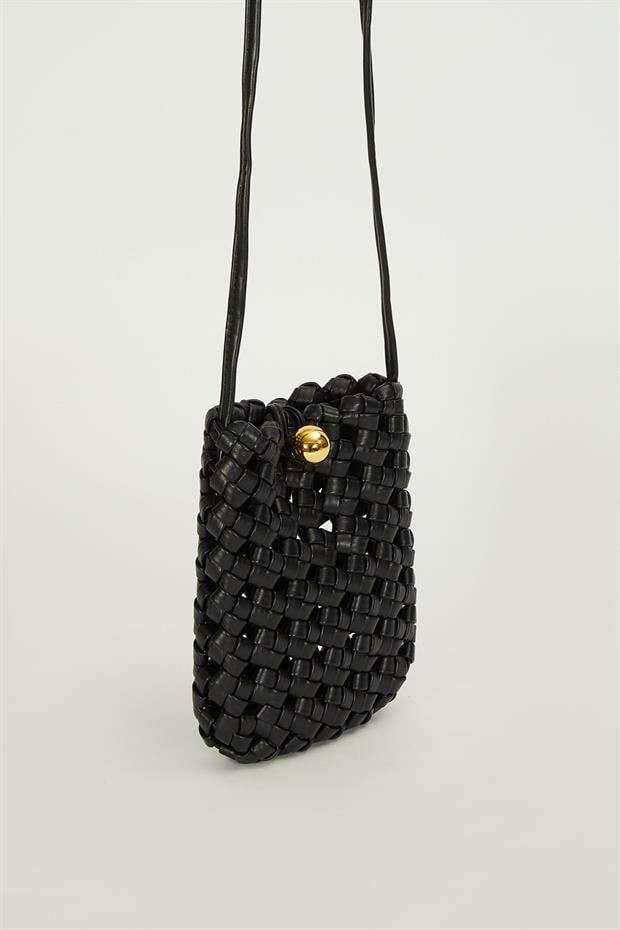 Siyah Tokalı Örgü Model Omuz Çantası