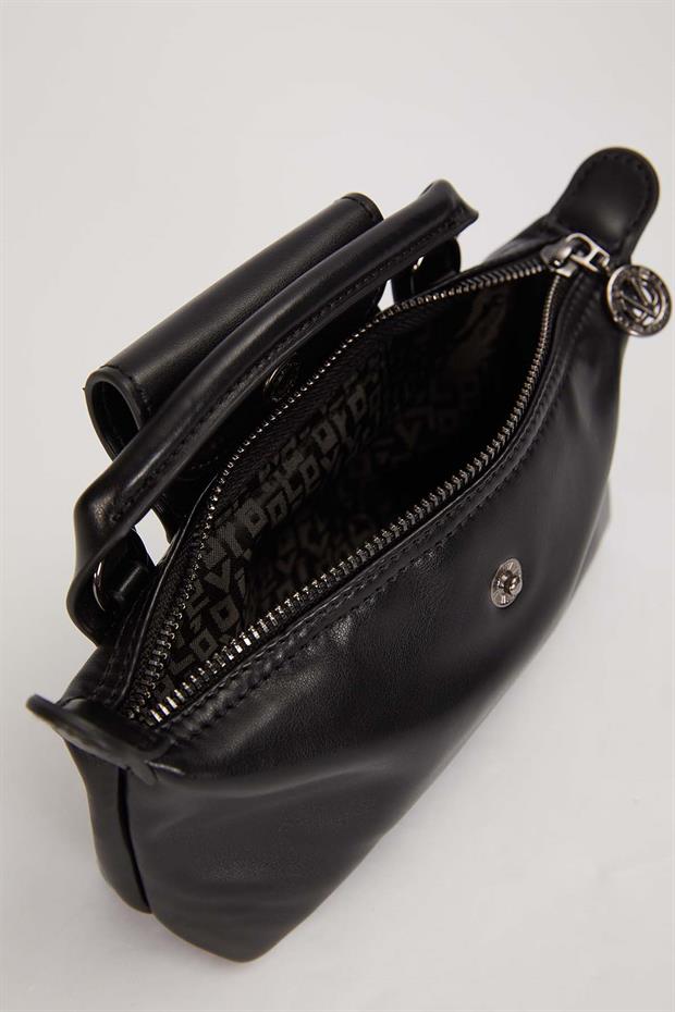 Siyah Üst Kapama Detaylı El Çantası