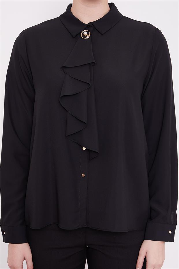 Siyah Yakası Fular Broş Detaylı Bluz