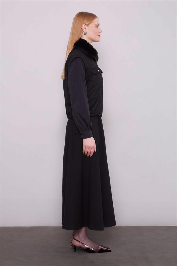 Siyah Yakası Kürk Detaylı Kaşmir Yelek