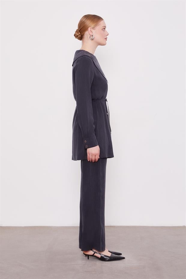 Siyah Yakası Taşlı Cupra İkili Takım