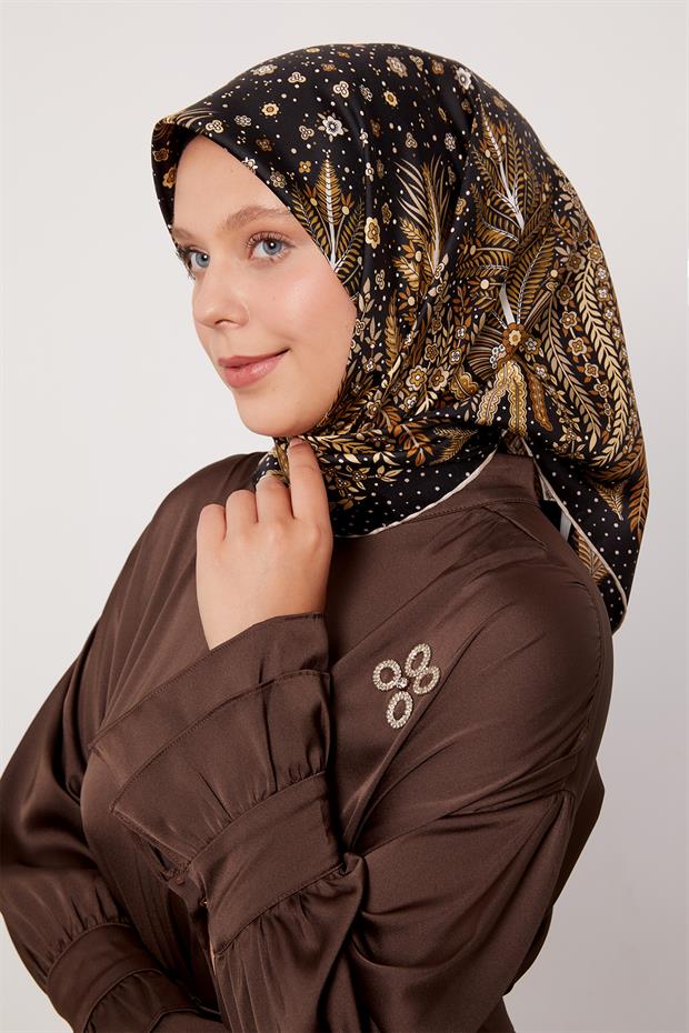 Siyah Yaprak  Desen Twill İpek Eşarp