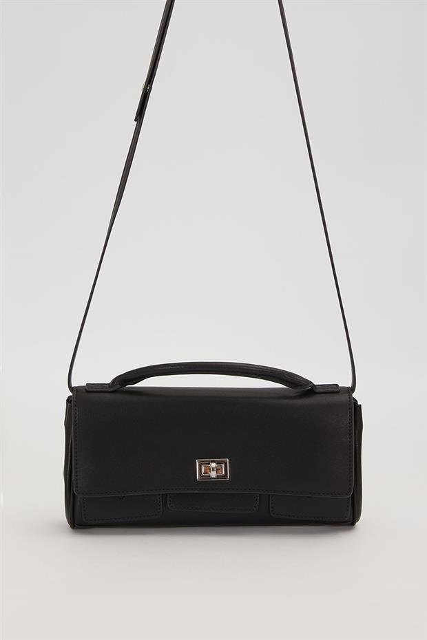 Siyah Yatay Form Omuz Çantası