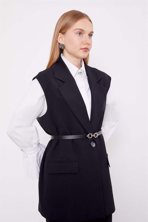 Siyah Yelekli İkili Takım