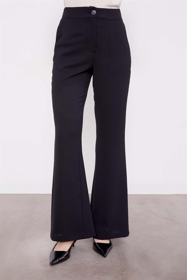 Siyah Yelekli İkili Takım