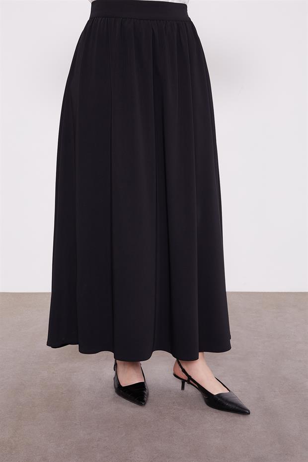 Siyah Yelekli Taş Detaylı Etek Takım