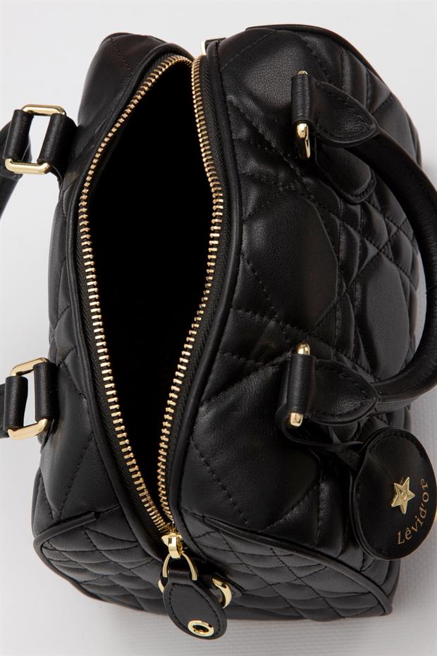 Siyah Yıldız Aksesuar Detaylı El Çantası