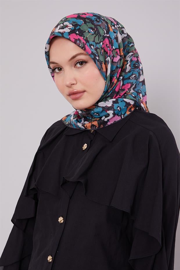 Siyah Yonca Desen Soft Eşarp