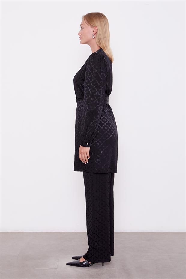 Siyah Yonca Desenli Jakar İkili Takım