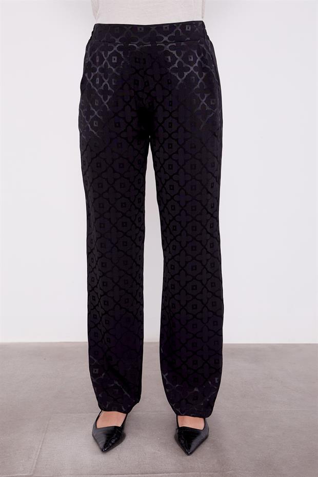 Siyah Yonca Desenli Jakar İkili Takım