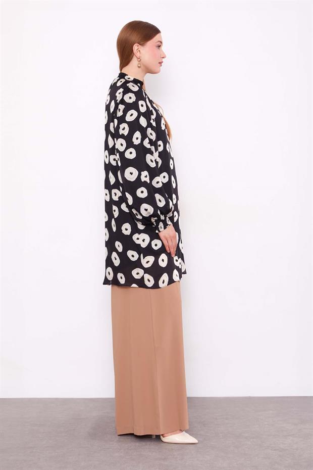 Siyah Yuvarlak Desenli Tunik