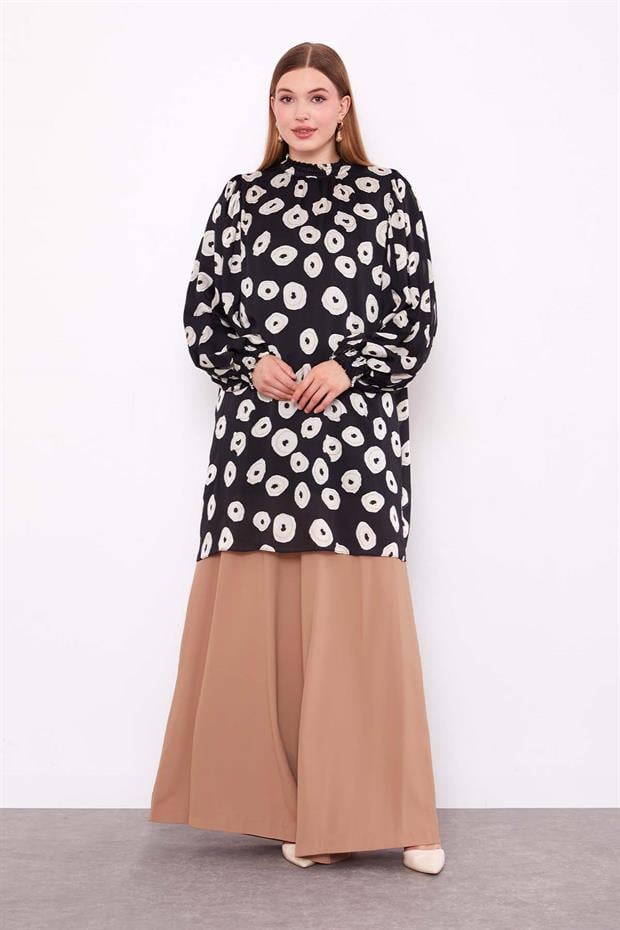Siyah Yuvarlak Desenli Tunik