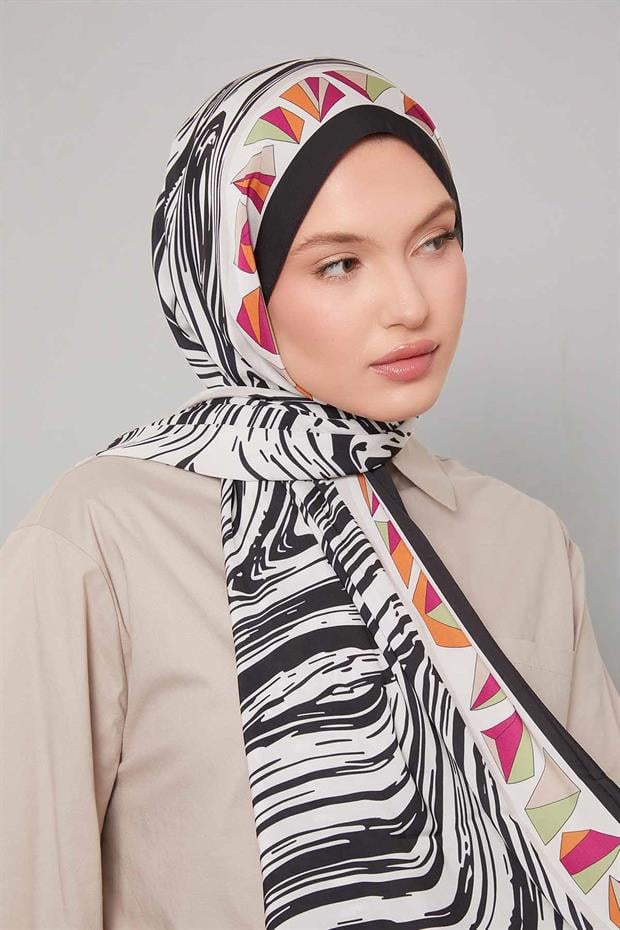 Siyah Zebra Desen Club Şal