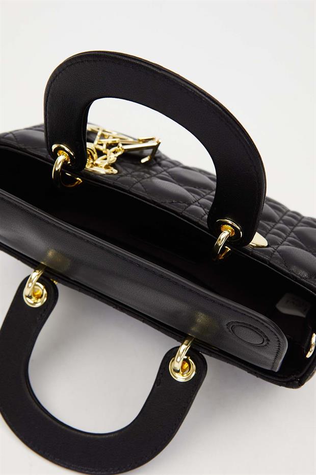 Siyah Zincir Askı Aksesuarlı El Çantası