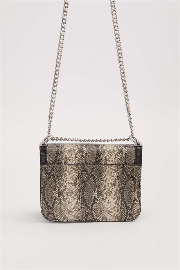 Siyah Zincir Askılı Omuz Çantası