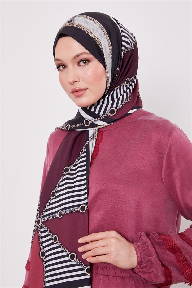 Siyah Zincir Desen Love