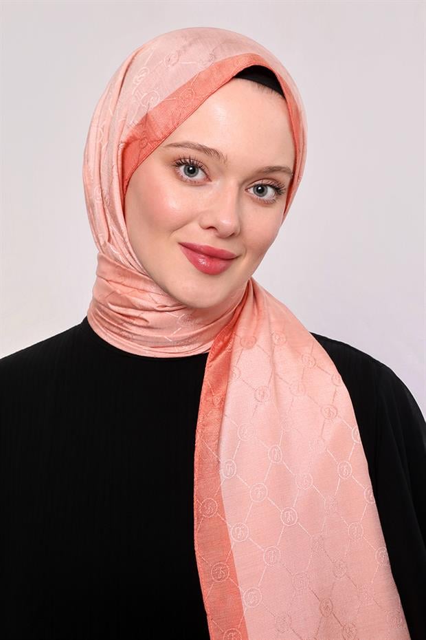 Somon Şerit Kenarlı Monogram Şal