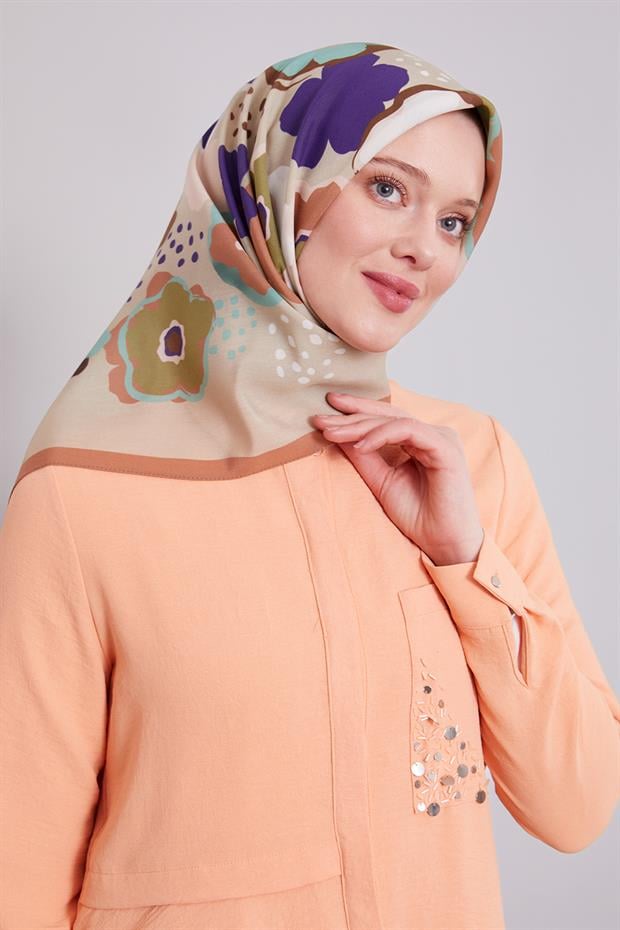 Somon Soyut Çiçek Desen Aura Eşarp