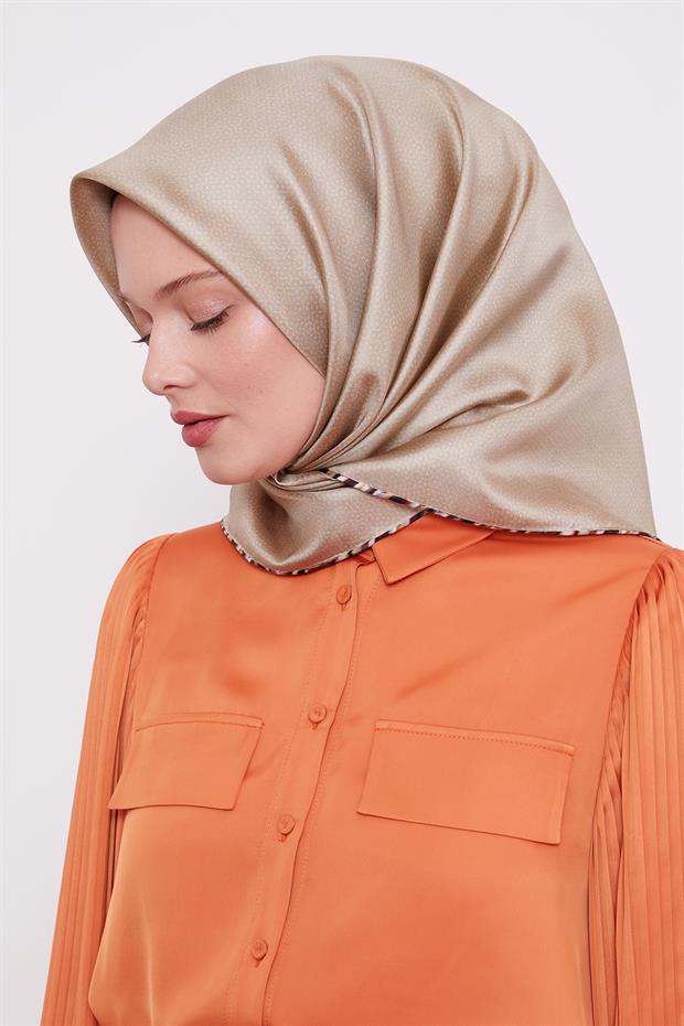 Su Yeşili Benekli Twill İpek Eşarp