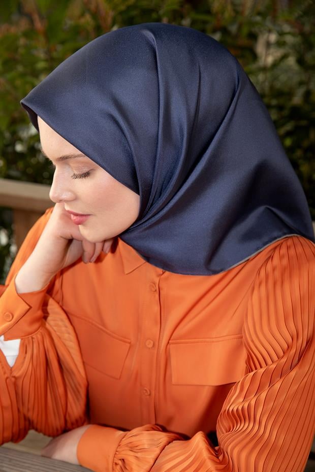 Sütlü Kahve Çift Taraflı Twill İpek Eşarp