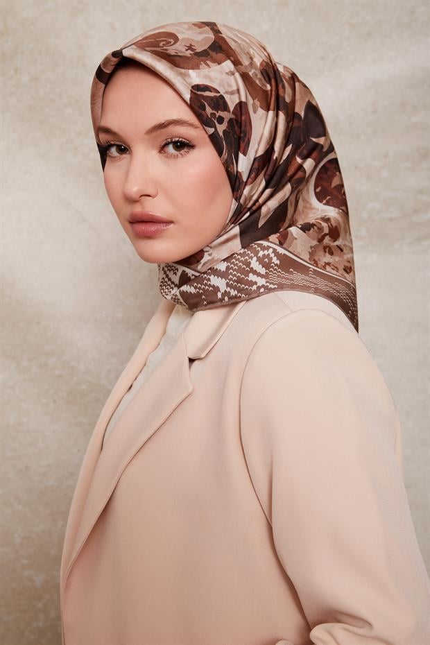 Sütlü Kahve Desenli Twill İpek Eşerp